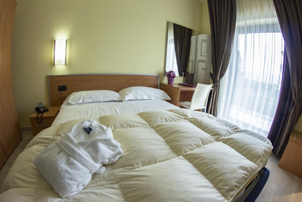 למזיה טרמה Best Western Hotel Class Lamezia מראה חיצוני תמונה